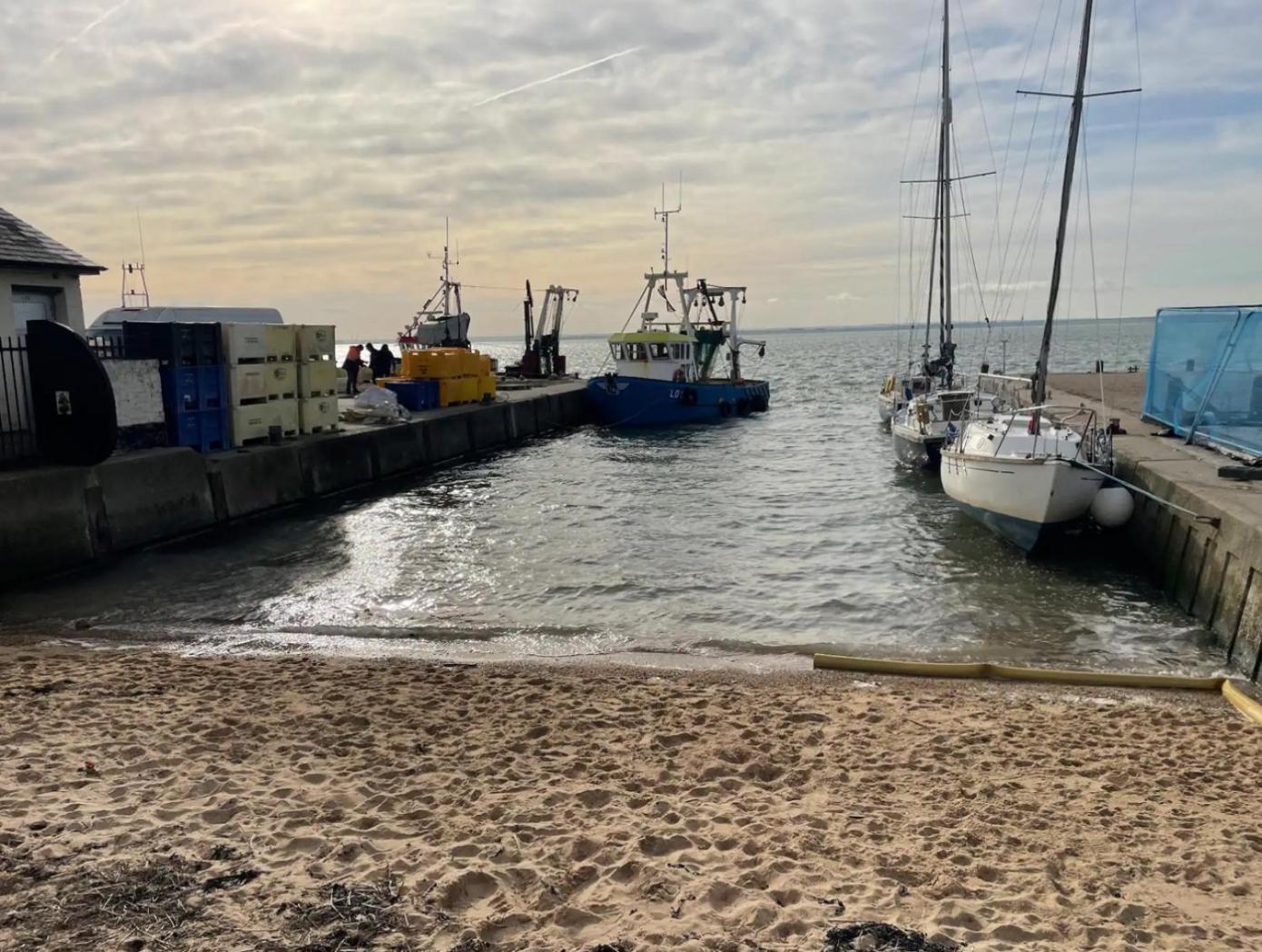Flat In The Heart Of Leigh On Sea Less Than 2 Miles From The Beach Southend-on-Sea Bagian luar foto